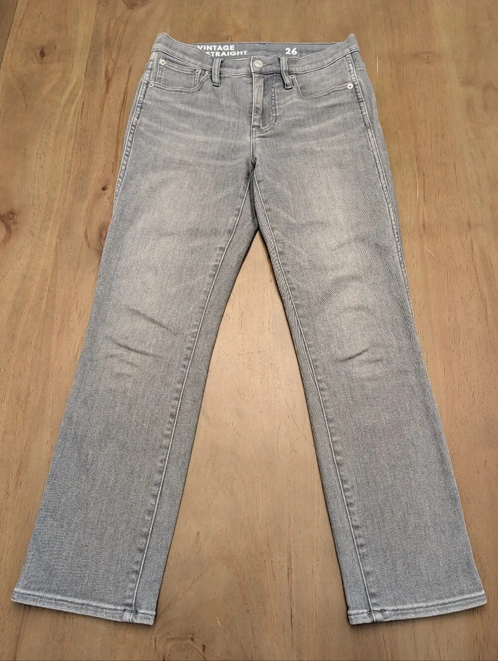 J. Crew Re-Imagined Women's Straight Leg Jeans Light Gray Wash Sz 26